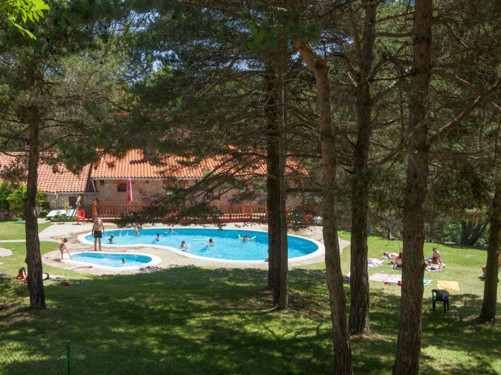 Camping Fontfreda Castellar del Riu Esterno foto