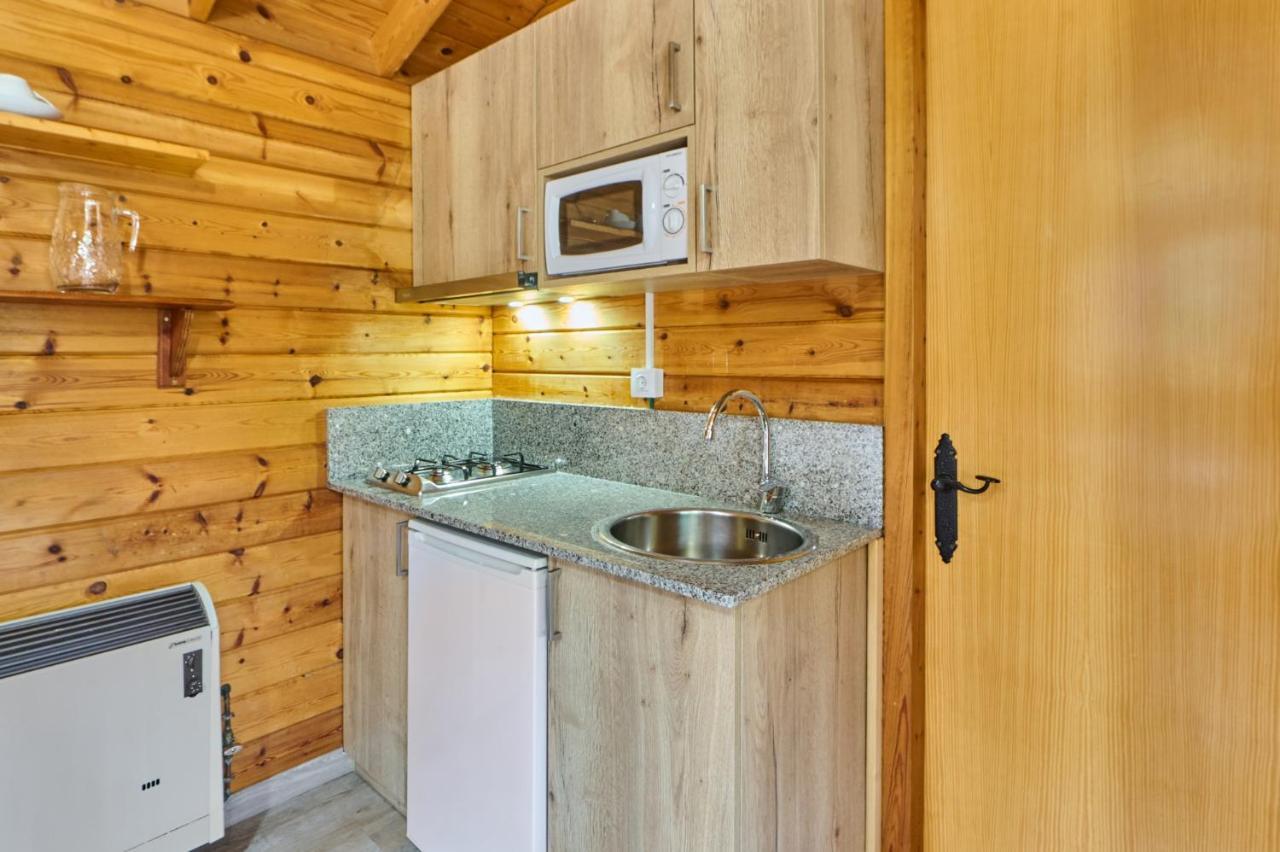 Camping Fontfreda Castellar del Riu Esterno foto