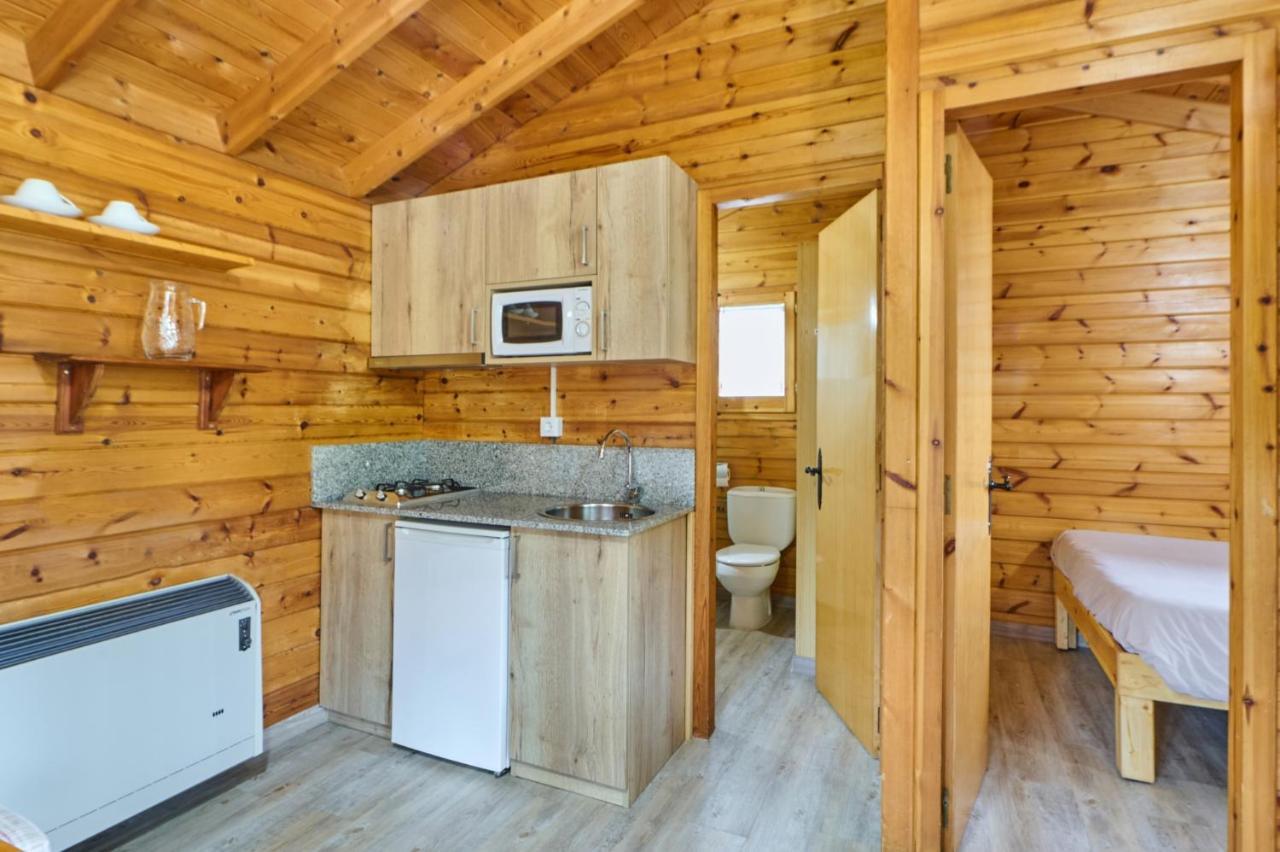 Camping Fontfreda Castellar del Riu Esterno foto