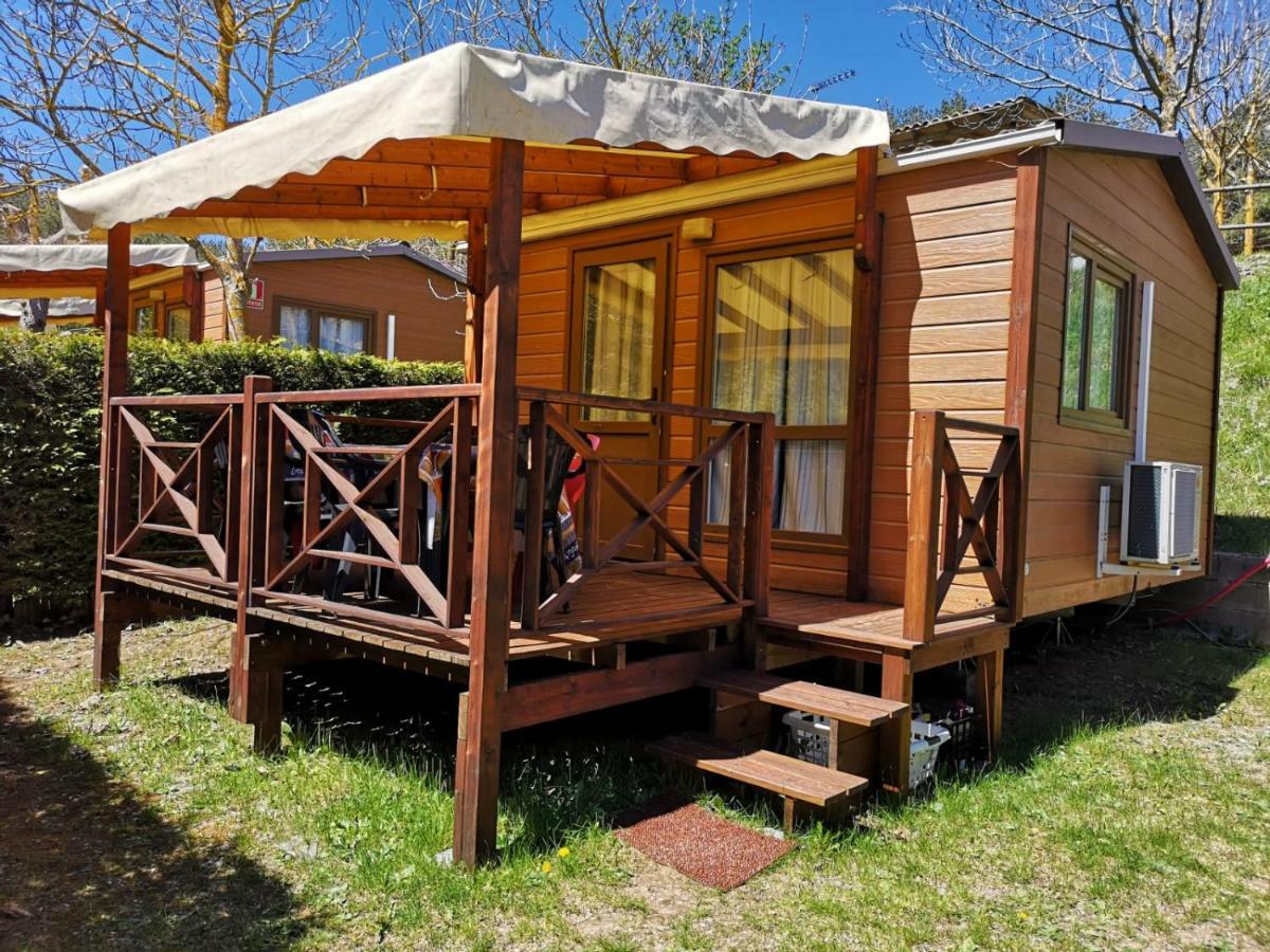 Camping Fontfreda Castellar del Riu Esterno foto